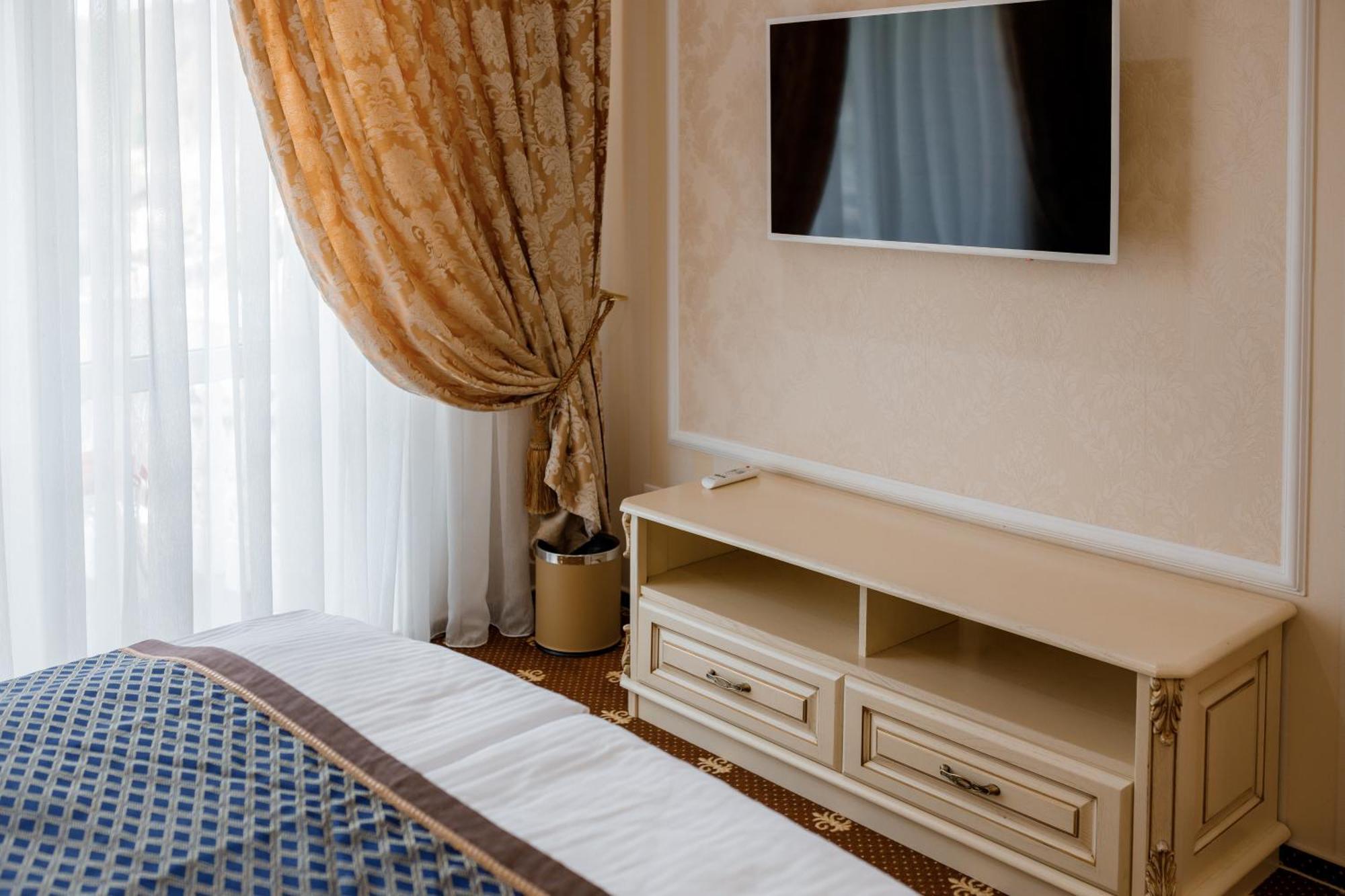 Chevalier Hotel & Spa バコヴェル エクステリア 写真