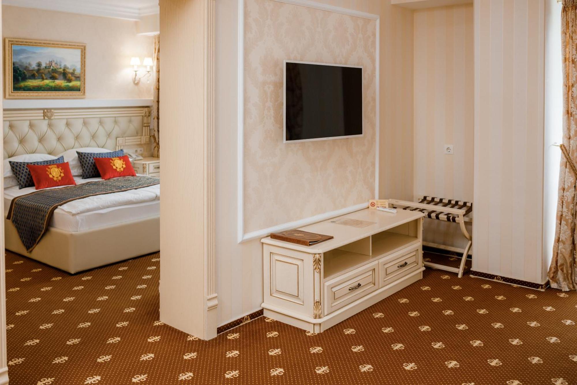 Chevalier Hotel & Spa バコヴェル エクステリア 写真