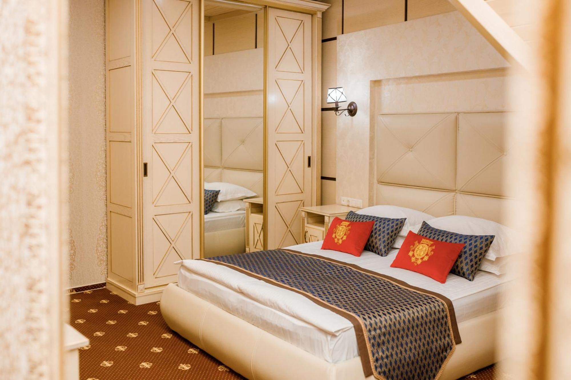 Chevalier Hotel & Spa バコヴェル エクステリア 写真